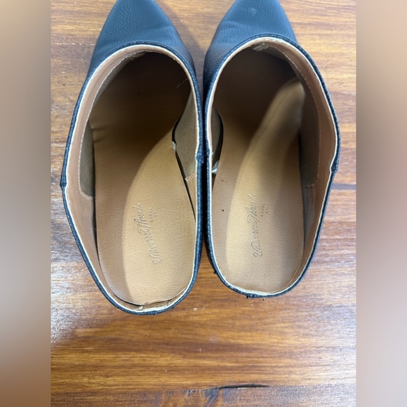 Universal Thread women’s black pointy toe heeled mule boots. Size 8 - Picture 7 of 8